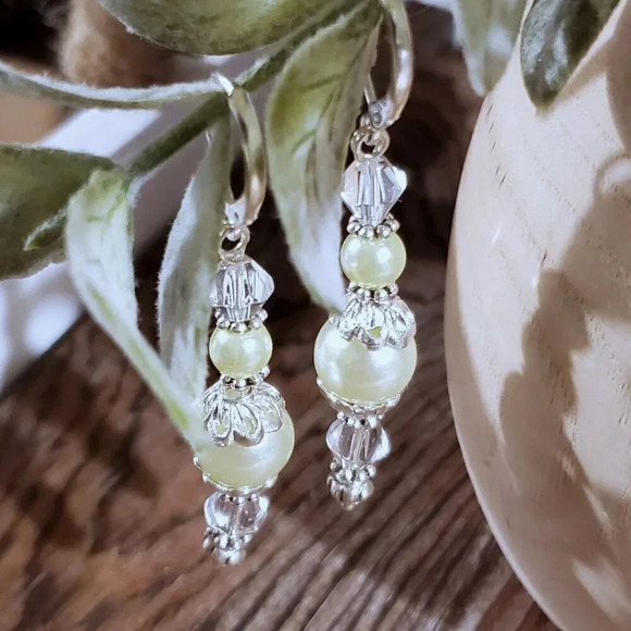 Lt Yellow Green Glass Pearl Sterling Silver Plate Handcrafted Dangle Earrings - Picture 4 of 11
